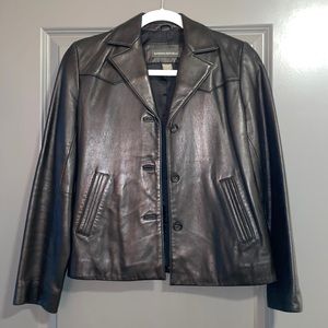 100% genuine leather jacket. Banana Republic. Size XS